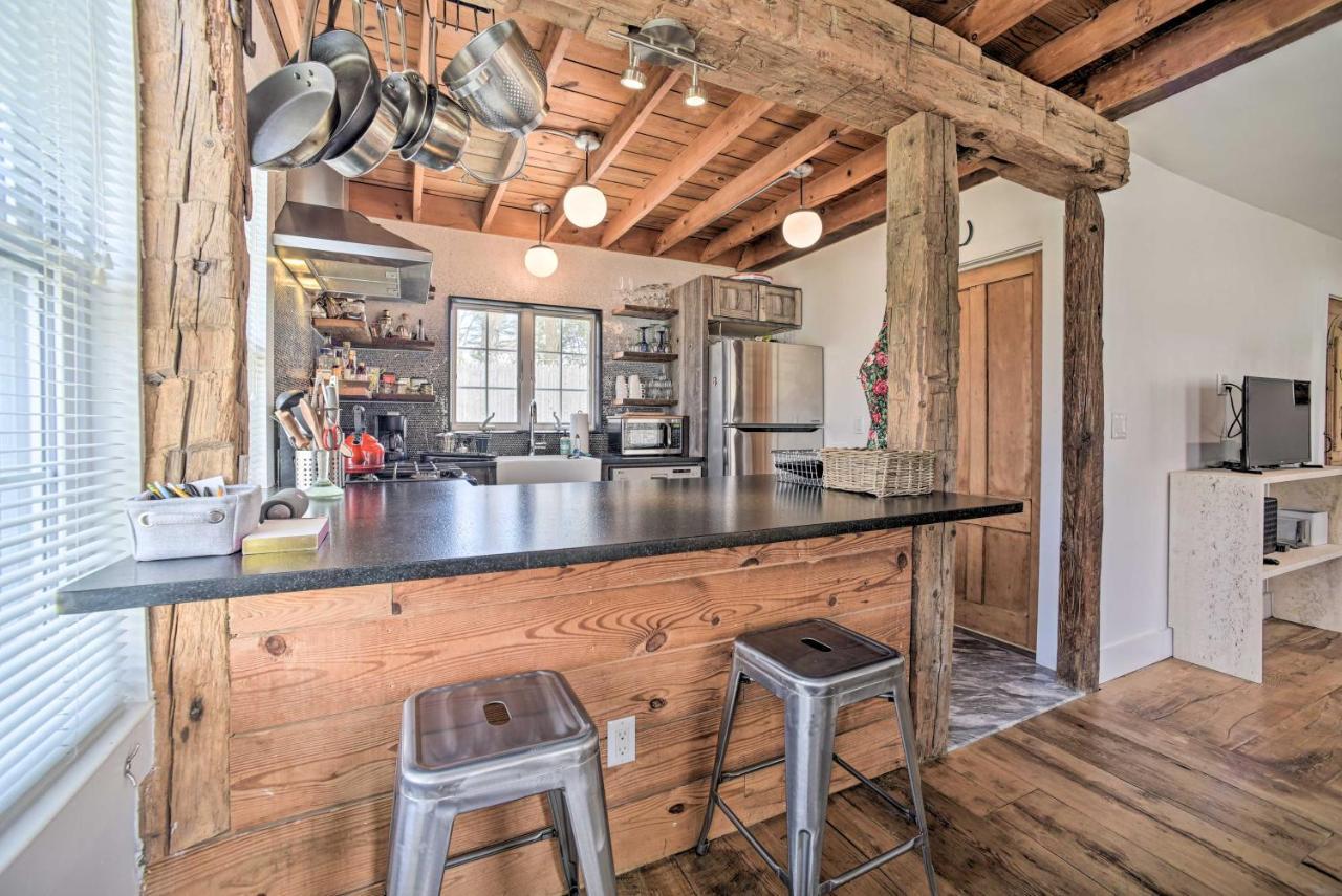Charming Cottage With Yard - 2 Mi To Tinker St! Woodstock Buitenkant foto