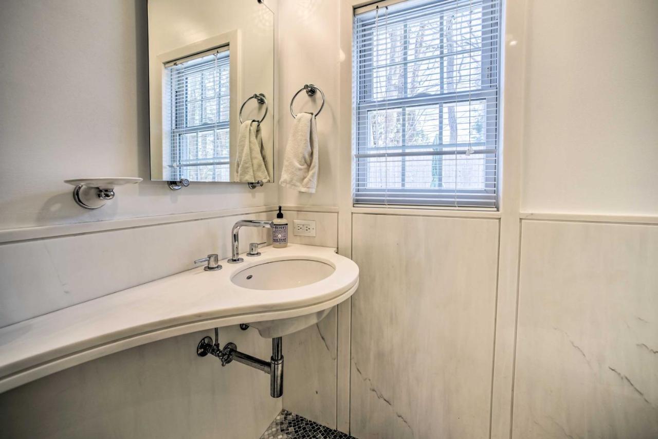 Charming Cottage With Yard - 2 Mi To Tinker St! Woodstock Buitenkant foto